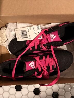 adidas Kids Black and Hot Pink Athletic Sneakers RARE!